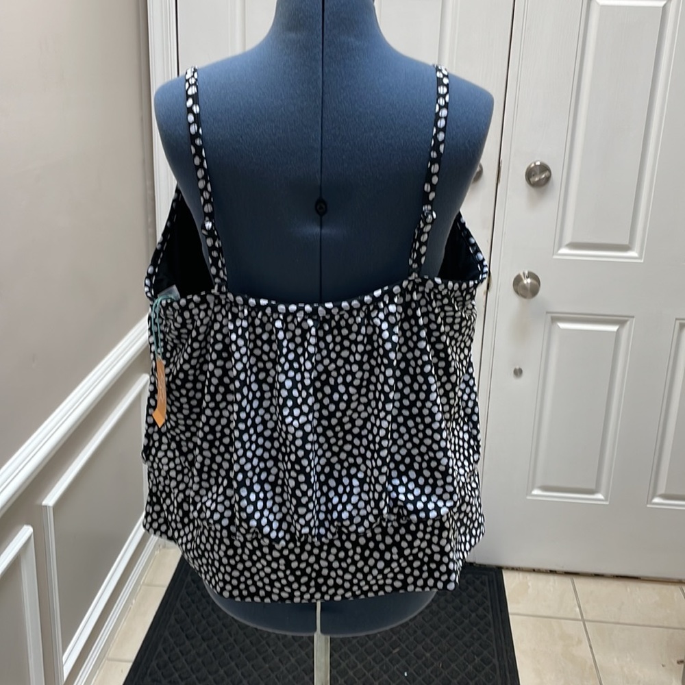 NWT Swim Top real size 22 W new - Picture 3 of 8